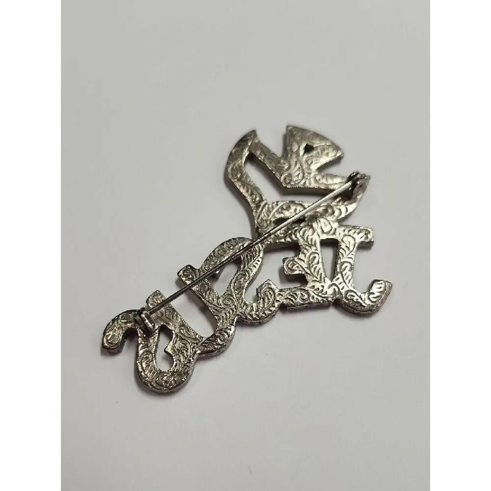 Jesus Rhinestone Brooch With Dove - Picture 3 of 3